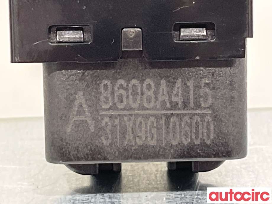 Bryter ruteheis til Mitsubishi Outlander 2015-->> (Type III, Fase 2)  (MITSUBISHI|8608A415|)