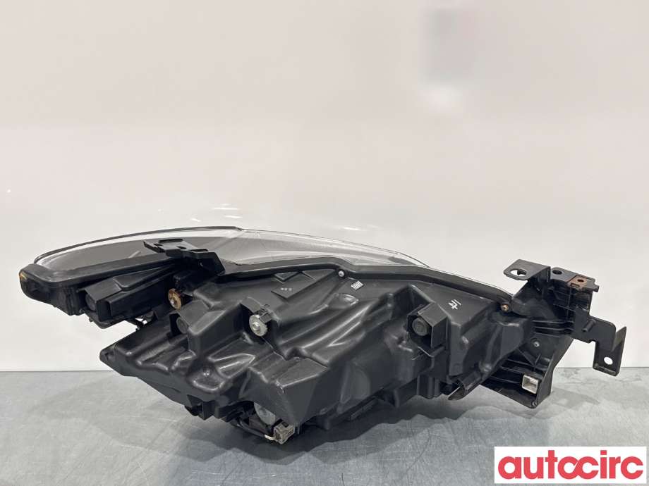 Frontlykt venstre halogen til Mazda 6 2015-2018 (Type III, Fase 2)  (MAZDA|GMH3-51-041G|)