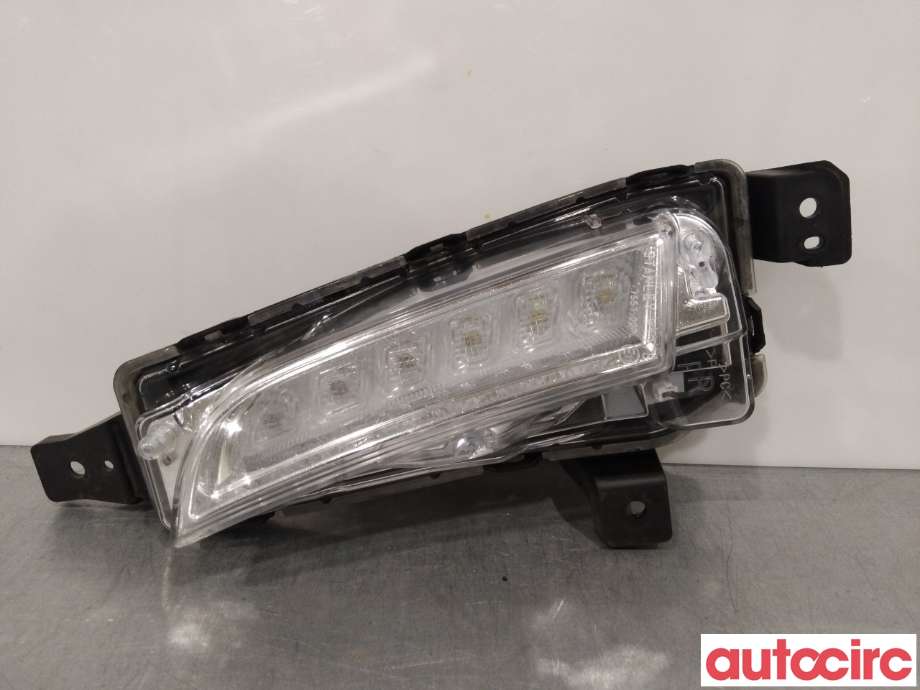 Tåkelykt høyre foran til Suzuki Vitara 2015-->> (Type IV)  (SUZUKI|36583-54P00-000)