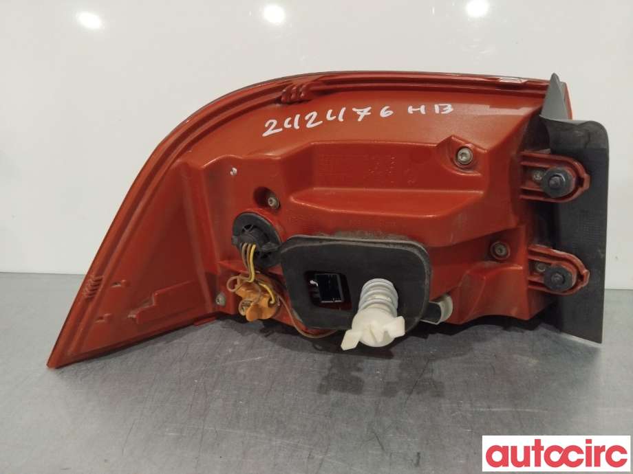 Baklykt høyre til VW Passat 2011-2015 (B7) (B7) (VOLKSWAGEN|3AF945208B)