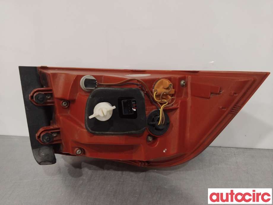Baklykt høyre til VW Passat 2011-2015 (B7) (B7) (VOLKSWAGEN|3AF945208B)