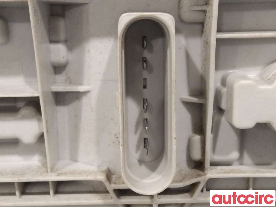 Baklykt venstre til VW Caddy 2015-2020 (Type III, Fase 3) (VOLKSWAGEN|2K1945095P)