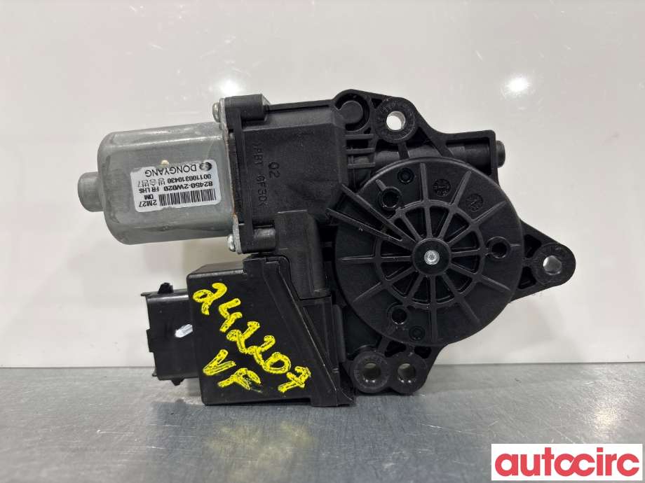 Ruteheis venstre foran til Hyundai Santa Fe, 2012-2020 (Type III) (HYUNDAI|824502W020)