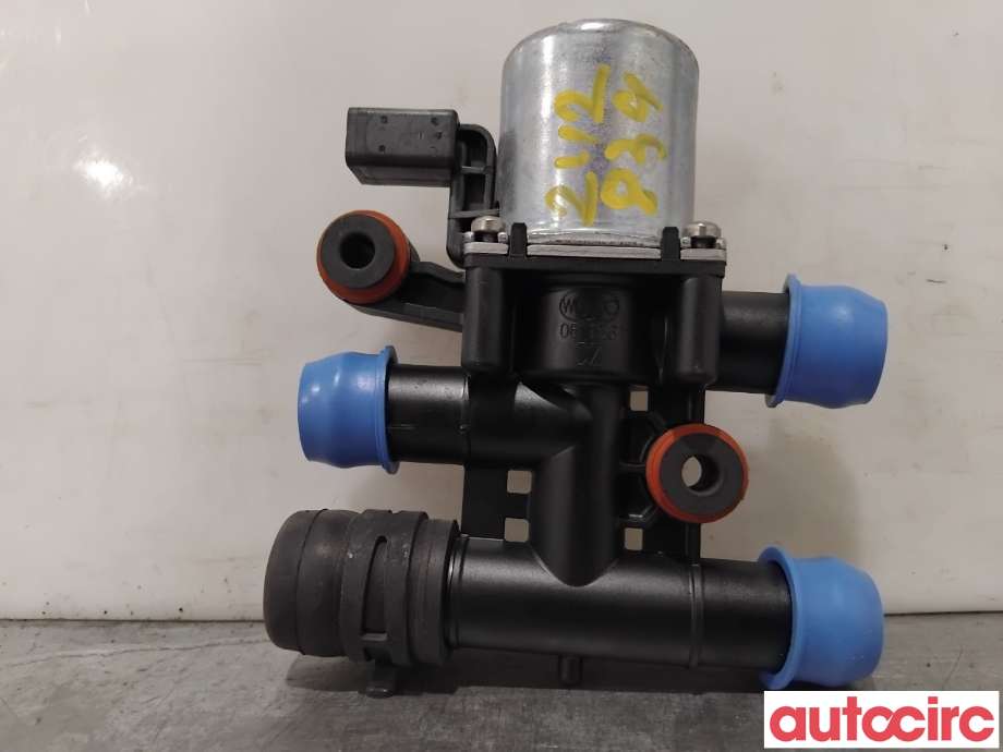 Diverse deler til Audi A4 2007-2014 (Type IV) (B8) (B8) (AUDI|8E0820036|)