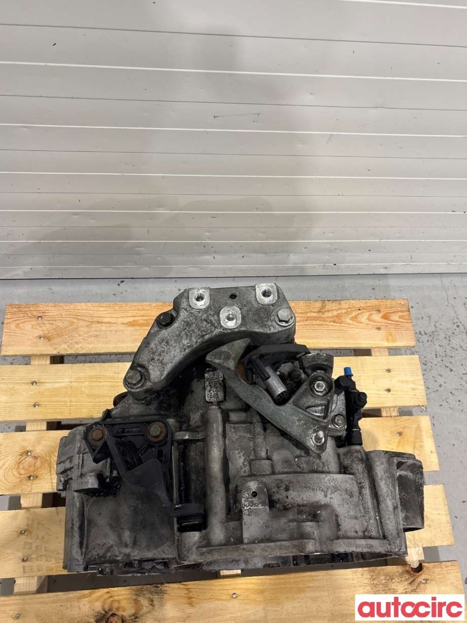 Girkasse manuell 6-trinn til VW Passat 2005-2010 (B6) (B6) (VOLKSWAGEN|02Q300011BT|KDL|)