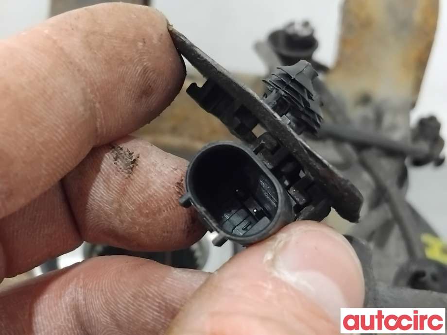 Hjulspindel høyre bak til Mercedes Vito 2014-->> (W447) (W447) (MERCEDES|A4473505600|)