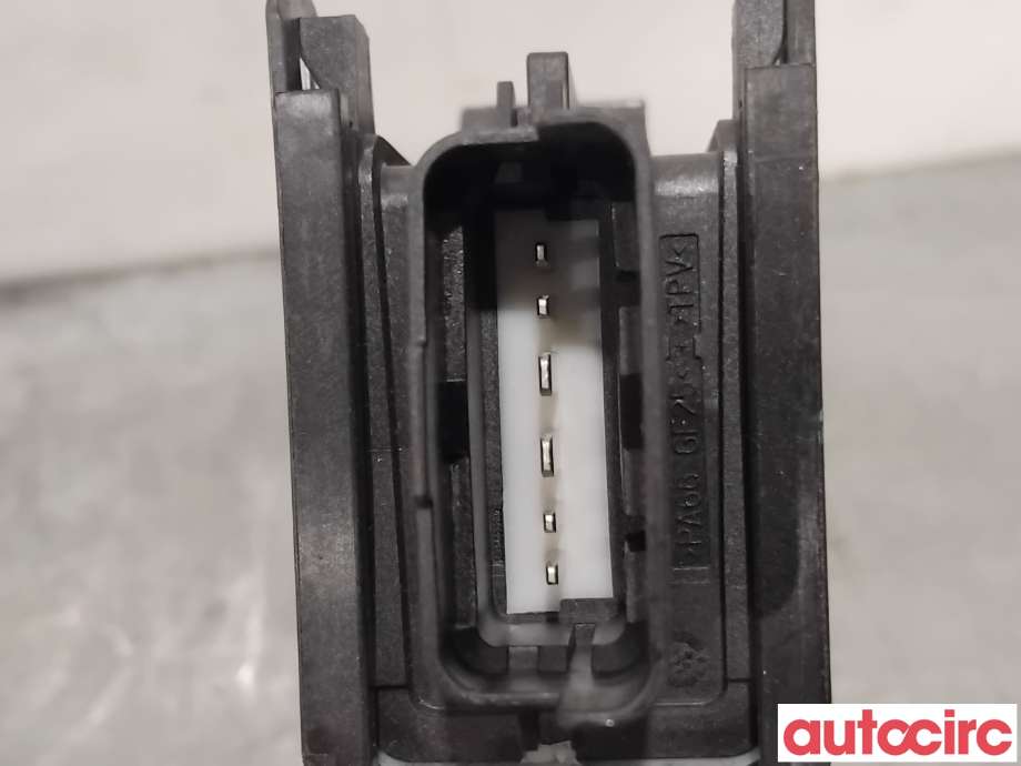 Ruteheis høyre foran til Hyundai i40 2012-2017  (HYUNDAI|824603Z010|F00S1A2934|82460-3Z010)