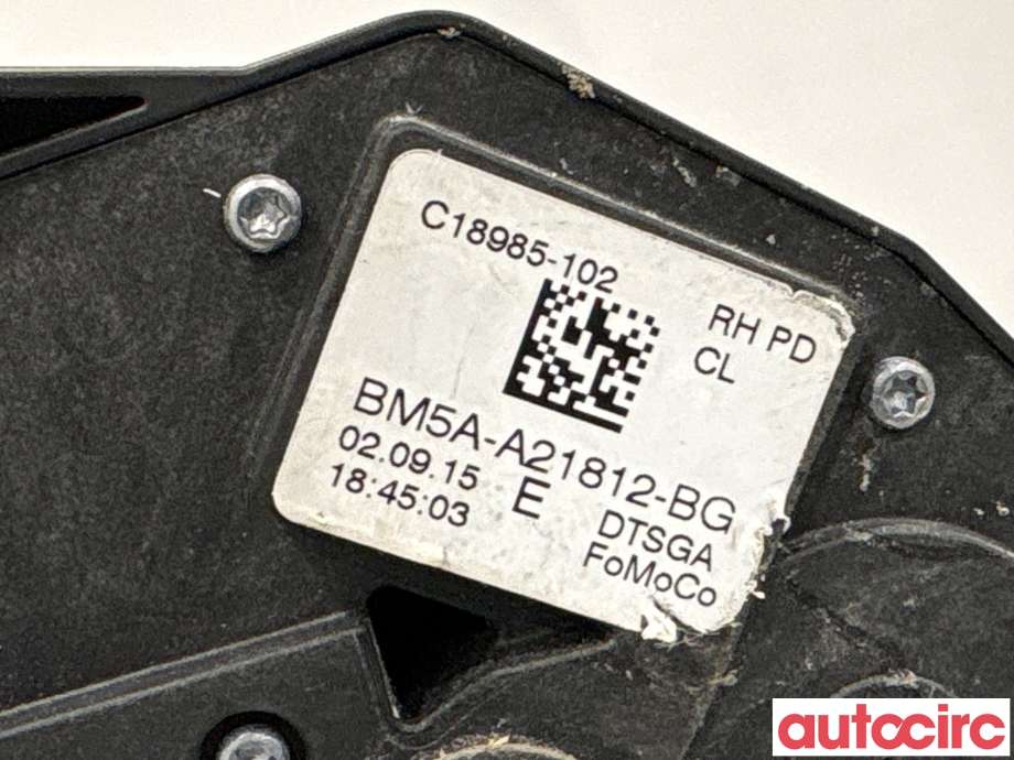 Låsekasse høyre foran til Ford Mondeo 2014-2019 (Type V, Fase 1)  (FORD|2066073|BM5A-A21812-BG)