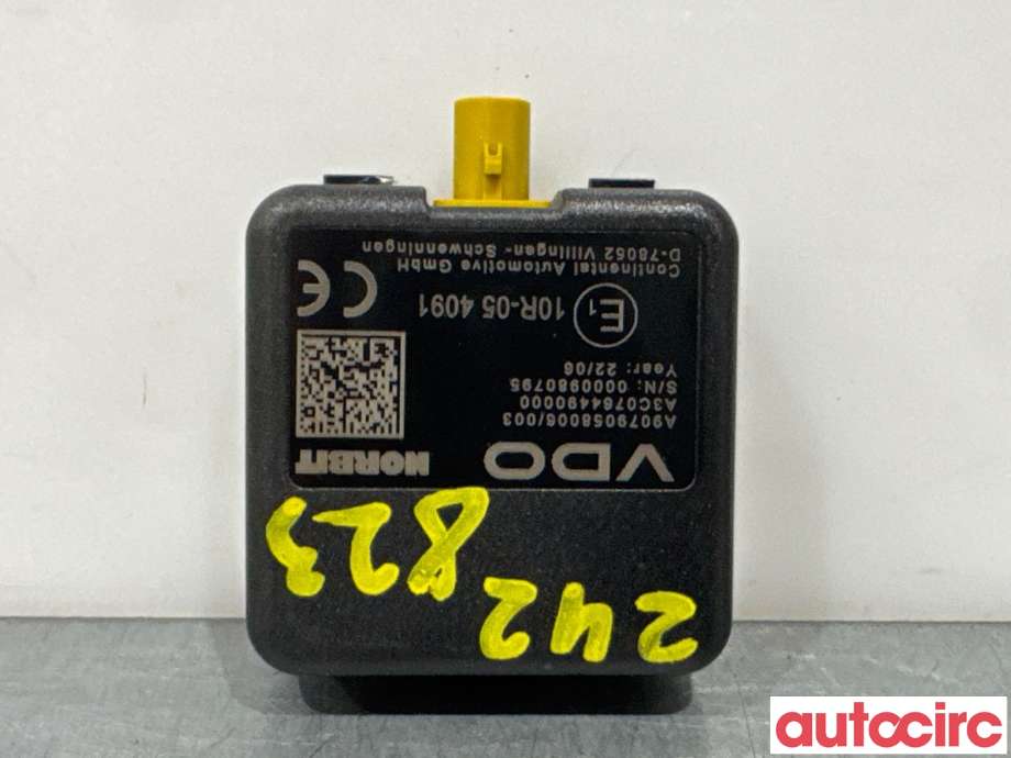 Antenne navigasjon til Mercedes Sprinter, 2018-->> (907/910) (907/910) (MERCEDES|A9079054008)