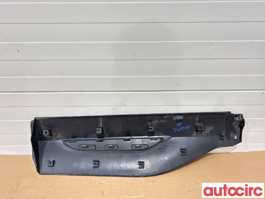 Lister til Toyota Yaris Cross (SUV) 2021-->>  (TOYOTA|750780D020|)