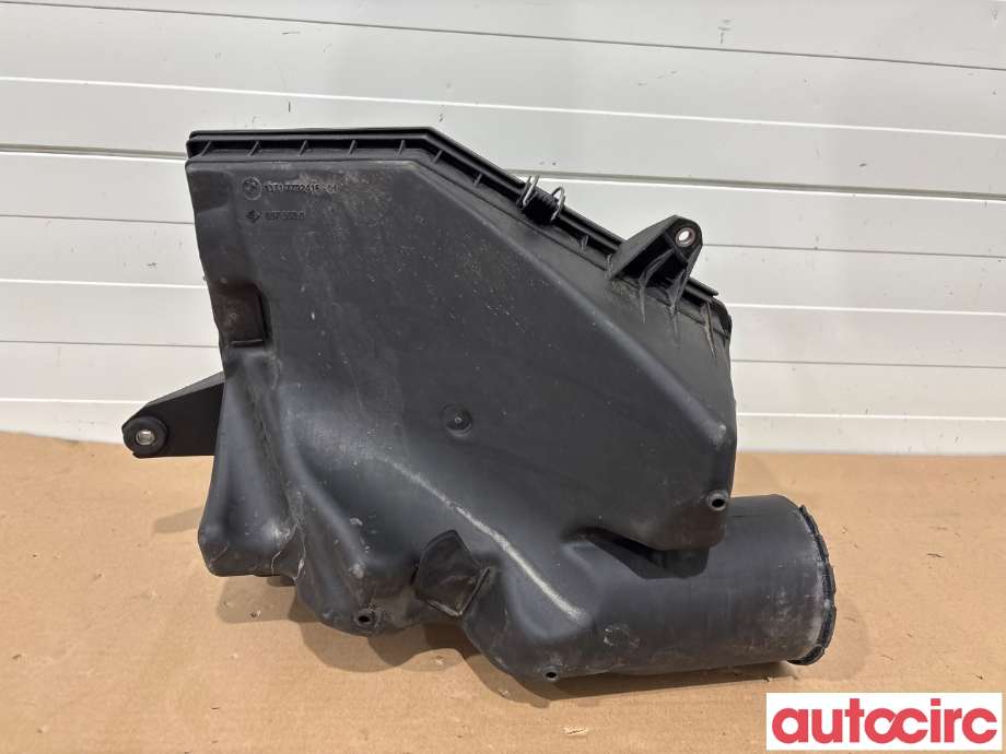 Luftfilterboks til BMW 5-Serie 2003-2010 (E60/E61) (E60/E61) (BMW|13717792416|)