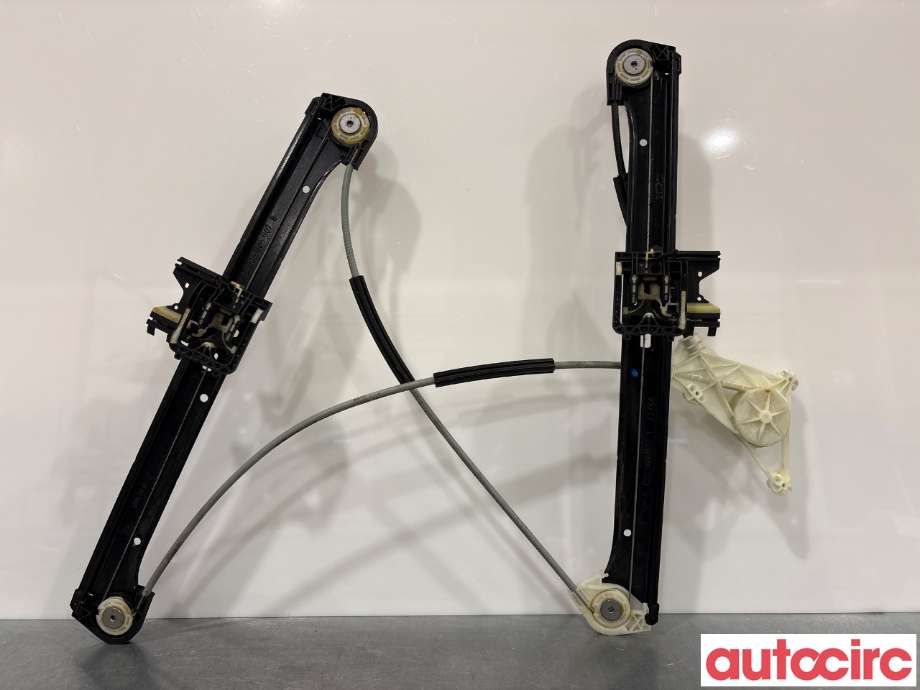 Ruteheis venstre foran til Audi A3 2016-2020 (Type III, Fase 2)  (AUDI|8V4837461)