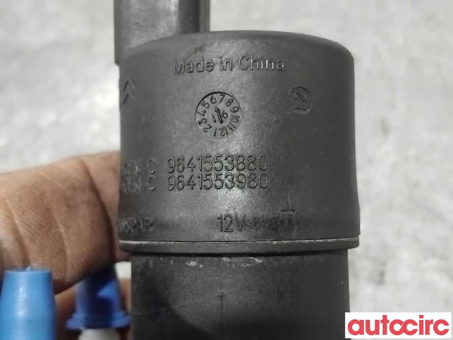 Spylerpumpe foran til Peugeot 2008 2013-2019 (Type I) (PEUGEOT|643475||9641553980)