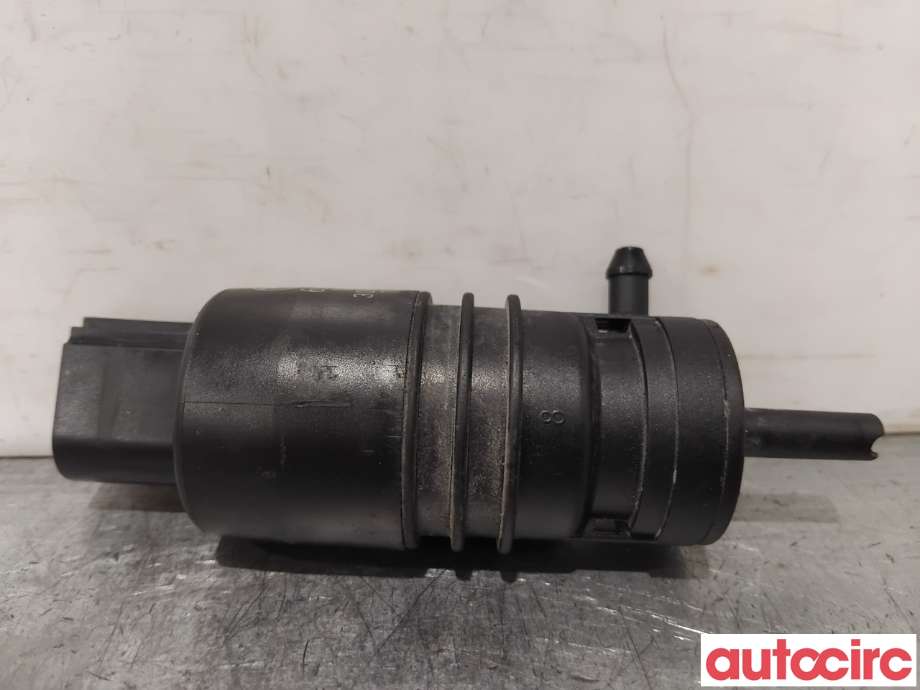 Spylerpumpe foran til BMW X5 2007-2013 (E70) (E70) (BMW|67126934160|)