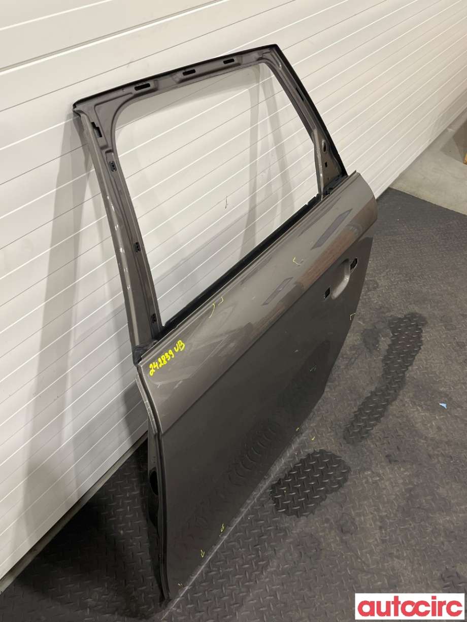 Dør venstre bak til Audi A4 2007-2014 (Type IV) (B8) (B8) (AUDI|8K9833051D)