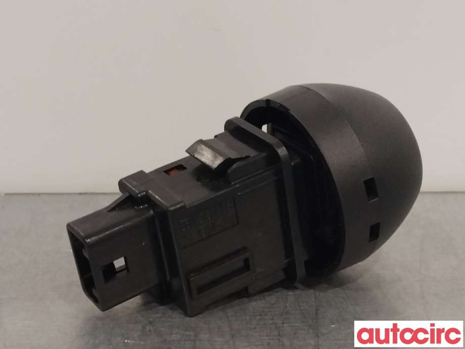 Bryter diverse til Toyota RAV4 2006-2009 (Type III, Fase 1)  (TOYOTA|8472442020|)