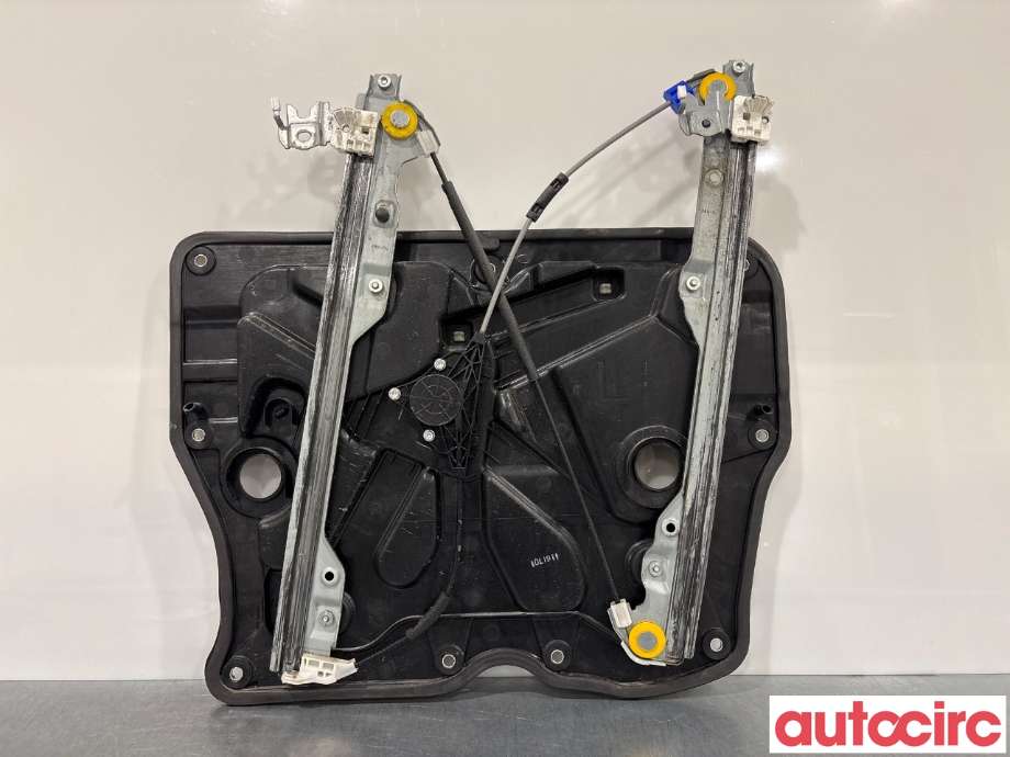 Ruteheis venstre foran til Nissan X-Trail 2007-2014 (T31) (T31) (NISSAN|80721JG000|)