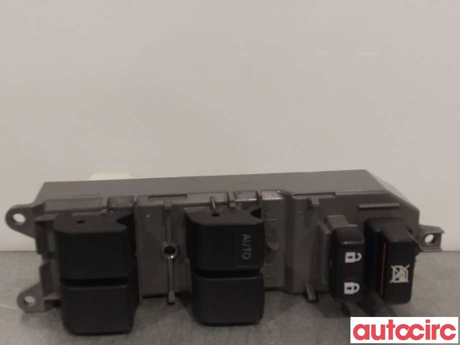 Bryter ruteheis til Toyota RAV4 2006-2009 (Type III, Fase 1)  (TOYOTA|8482012520|)