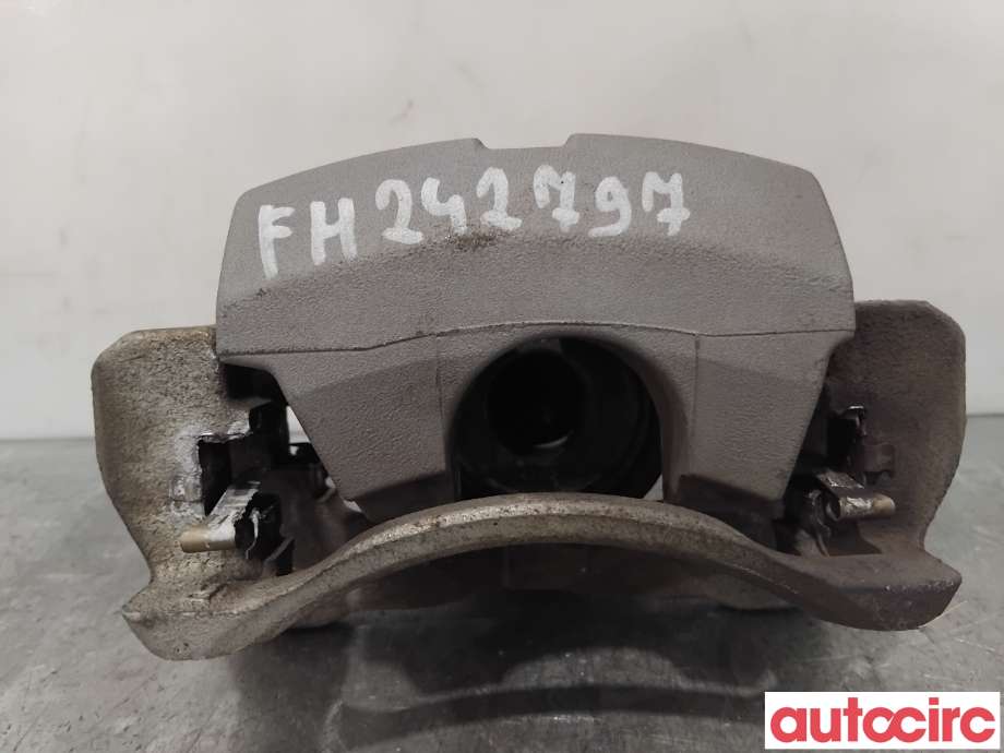 Bremsecaliper høyre foran til Toyota Prius 2016-2023 (Type IV) (combi) (combi) (TOYOTA|4773047060|)