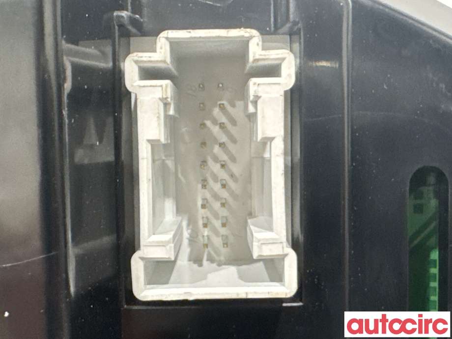 Instrumentpanel til Mercedes E-Klasse 2009-2013 (Fase 1) (W212) (W212) (MERCEDES|A2129004904|A2C53376540|A2129003010)