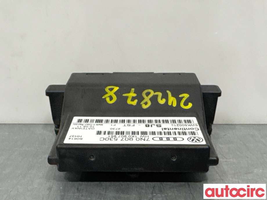 Diverse deler til VW Golf VI 2008-2012  (VOLKSWAGEN|7N0907530H|5WK500210|7N0907530AK)