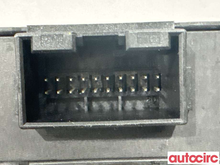Diverse deler til VW Golf VI 2008-2012  (VOLKSWAGEN|7N0907530H|5WK500210|7N0907530AK)