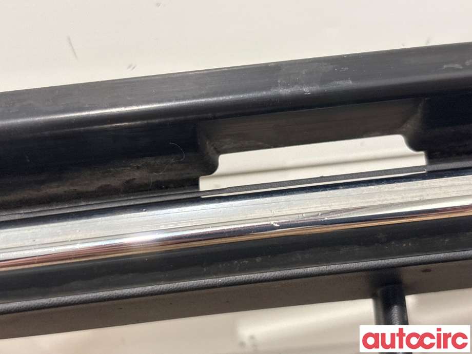 Grill til Peugeot Partner 2008-2015 (Type II, Fase 1)  (PEUGEOT|9677620180|)