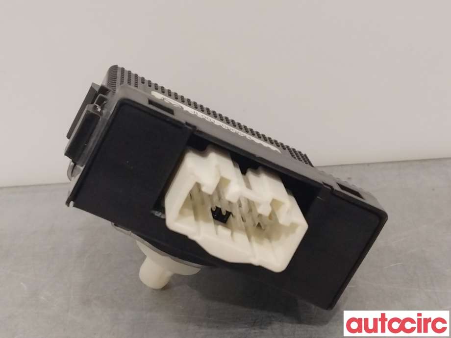 Styreenhet 4WD til Mazda CX-3 2015-2022  (MAZDA|PE1B-18-9R0W|PE1B189R0R)