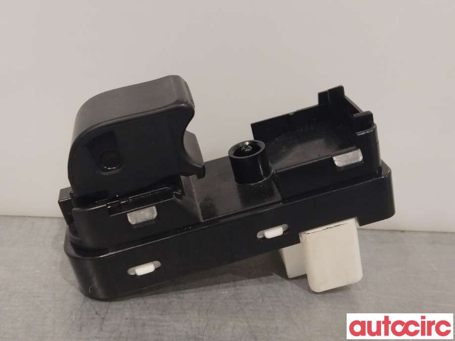 Bryter ruteheis til Mazda CX-3 2015-2022  (MAZDA|D09H-66-370)