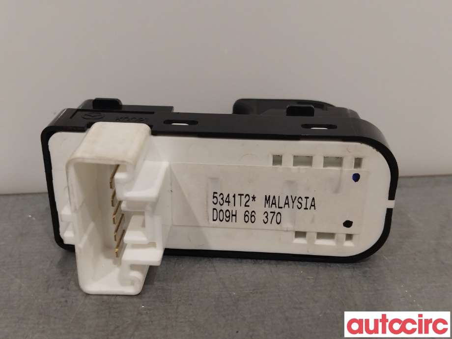 Bryter ruteheis til Mazda CX-3 2015-2022  (MAZDA|D09H-66-370)