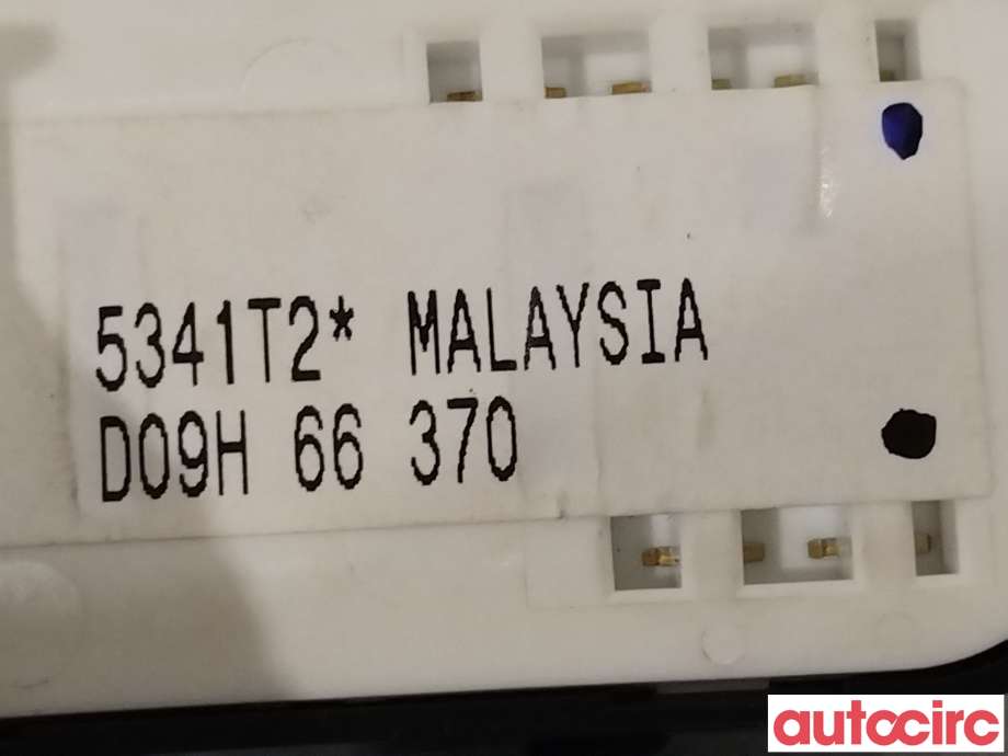 Bryter ruteheis til Mazda CX-3 2015-2022  (MAZDA|D09H-66-370)