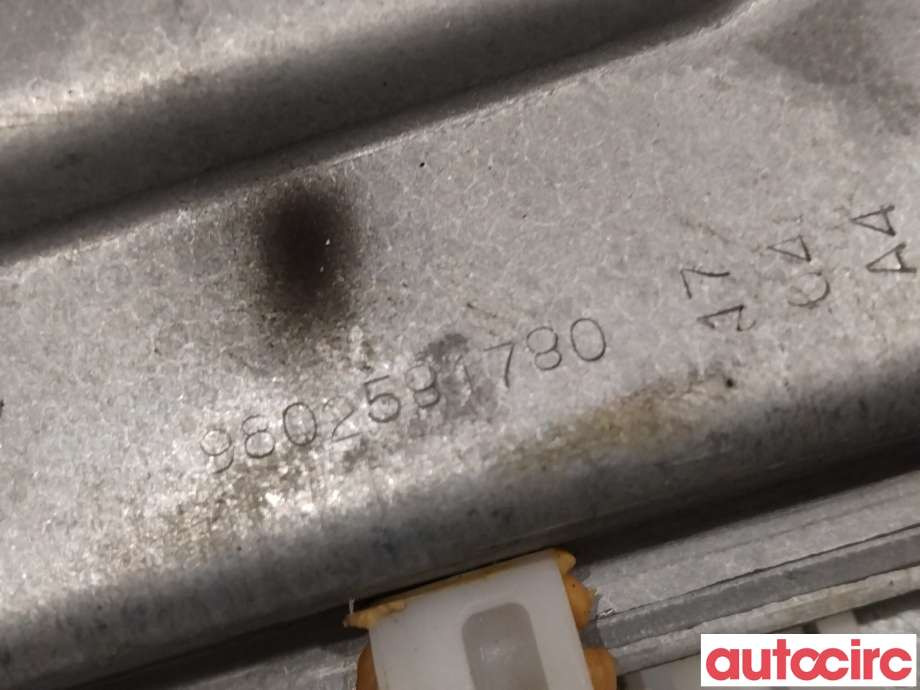 Ruteheis høyre bak til Citroën DS5 2012-2017 (CITROEN|9802581780)