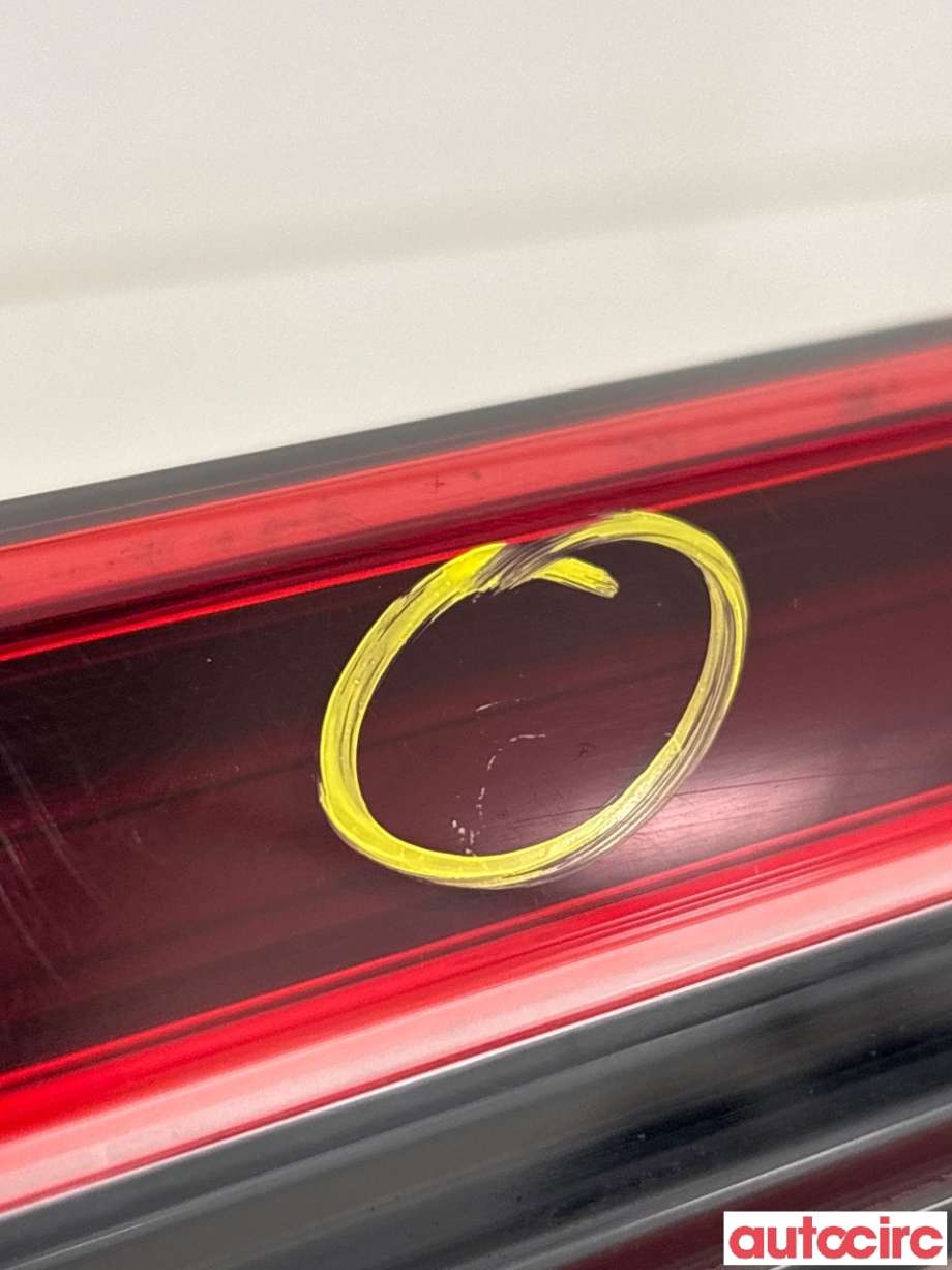 Baklykt fra støtfanger til Audi Q4 e-tron 2021-->>  (AUDI|89A945095|)