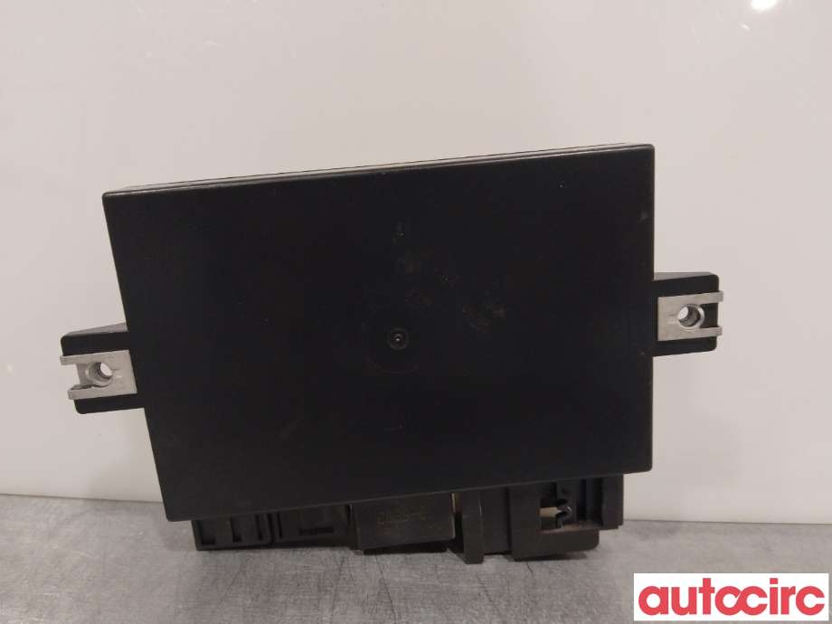 Styreenhet hengerfeste til Mercedes Vito 2014-->> (W447) (W447) (MERCEDES|A4479004910)