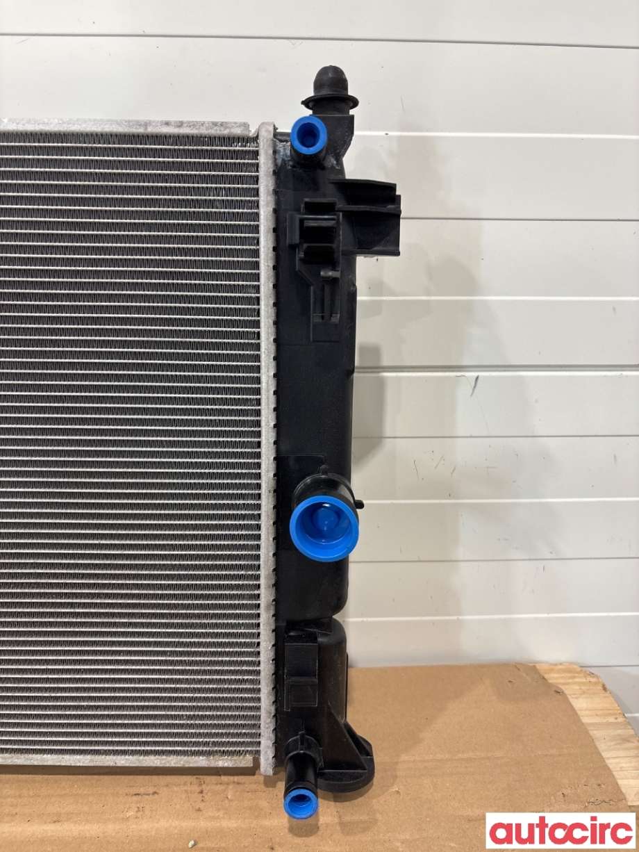 Radiator (automat gir) til Toyota Corolla 2019-->>  (TOYOTA|164000T431|)