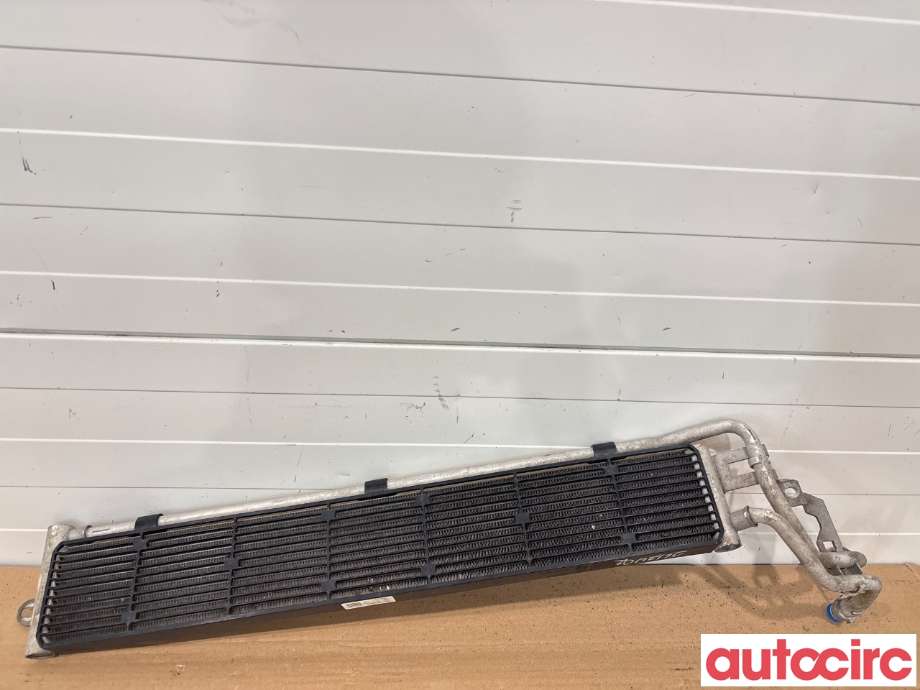 Radiator (automat gir) til VW Passat 2015-2019 (Fase 1) (B8) (B8) (VOLKSWAGEN|5Q0121251HG||5WA121251J)