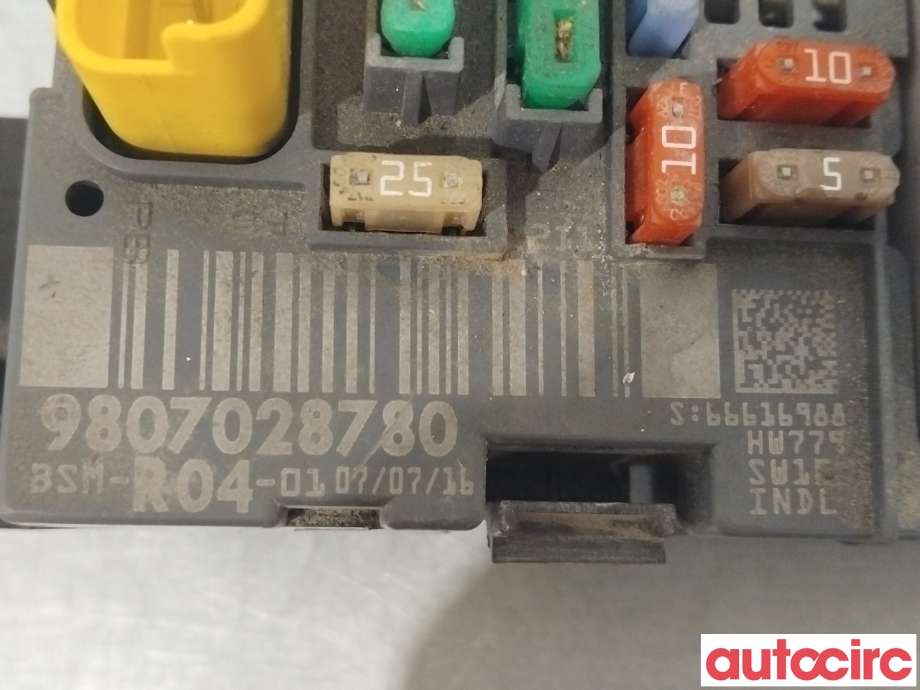 Sikringsboks til Peugeot Partner 2015-2019 (Type II, Fase 2) (PEUGEOT|9807028780)