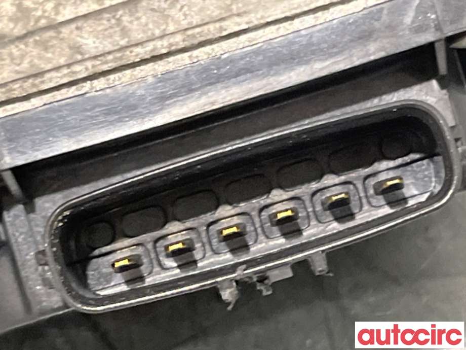 Spjeldhus til Kia Optima 2017-2020  (KIA|351002E610||35100-2E610)