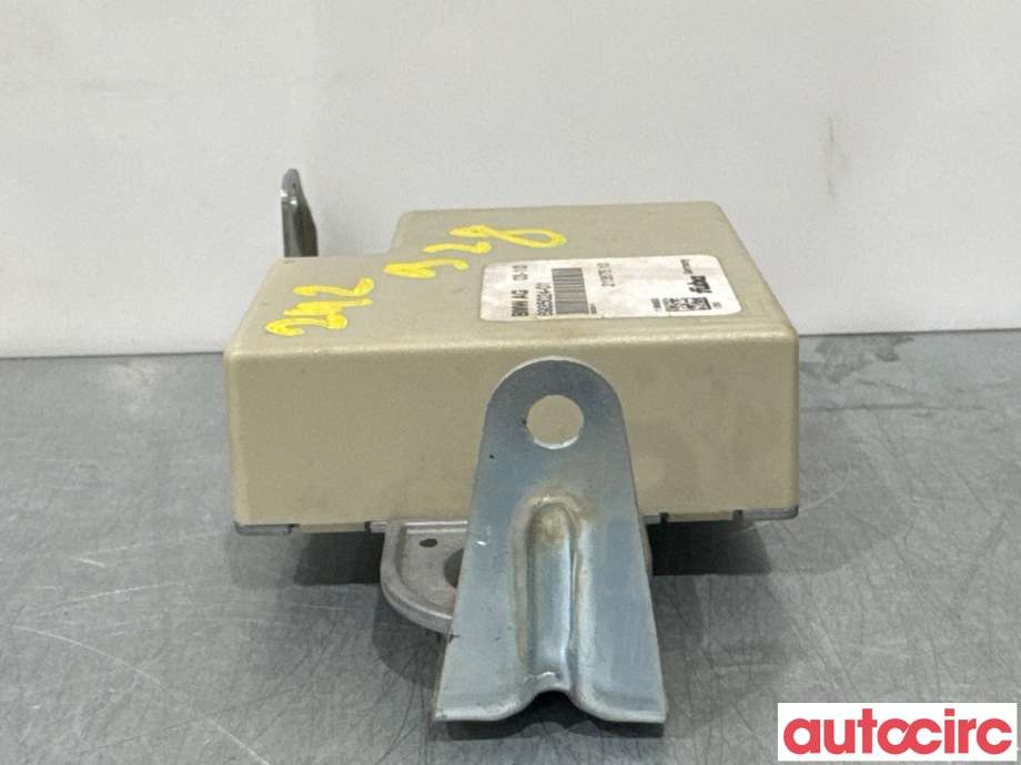 Diverse deler til BMW 5-Serie 2003-2010 (E60/E61) (E60/E61) (BMW|65206935024|21367510|6935024)