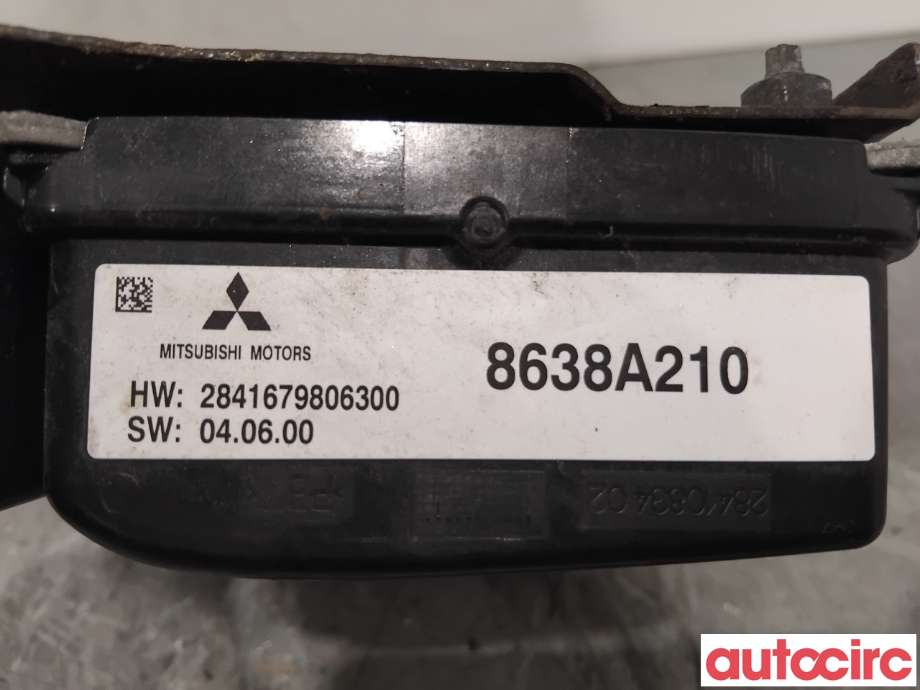 Sensor radar til Mitsubishi Outlander 2015-->> (Type III, Fase 2) (MITSUBISHI|8638A210|0697-12-2496)