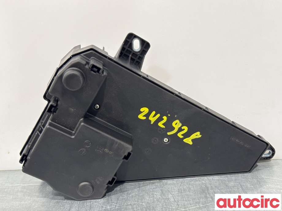 Sikringsboks til BMW 5-Serie 2003-2010 (E60/E61) (E60/E61) (BMW|61149138830|518956057|9138830)