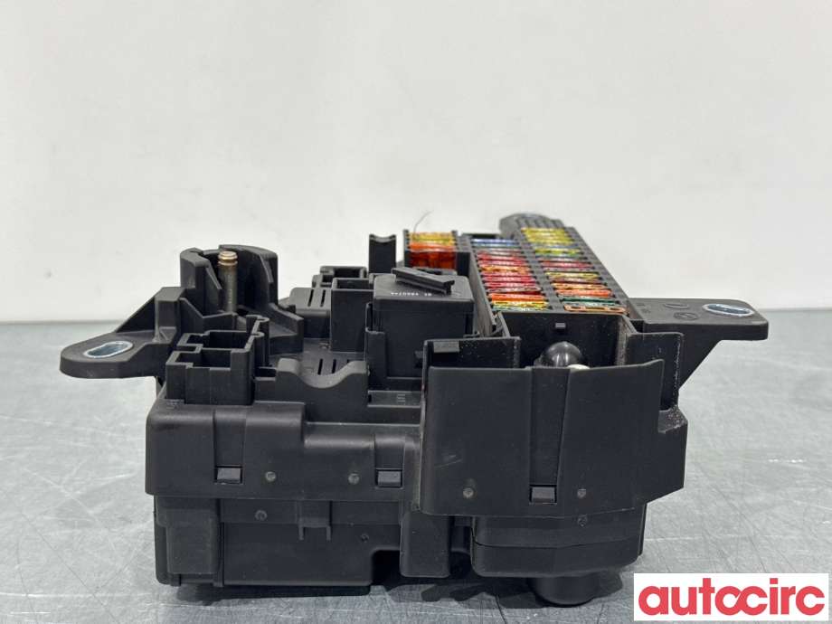 Sikringsboks til BMW 5-Serie 2003-2010 (E60/E61) (E60/E61) (BMW|61149138830|518956057|9138830)