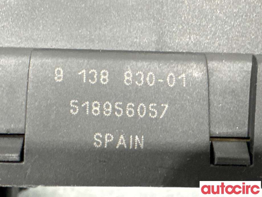 Sikringsboks til BMW 5-Serie 2003-2010 (E60/E61) (E60/E61) (BMW|61149138830|518956057|9138830)