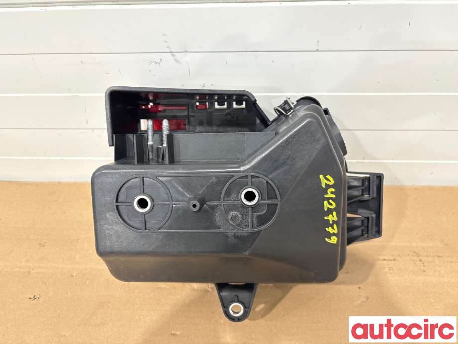 Diverse deler til Mercedes Vito 2014-->> (W447) (W447) (MERCEDES|A4475450069|)