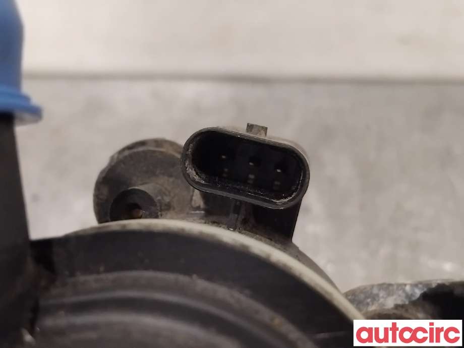 Sirkulasjonspumpe til VW Golf VI 2008-2012  (VOLKSWAGEN|5N0965561A|12402100302)