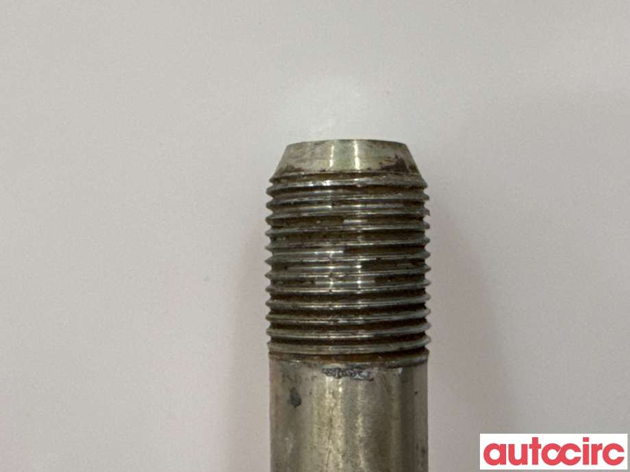 Bagasjerom slepeøye/tauekrok til Toyota Avensis 2009-2015 (Type III, Fase 1)  (TOYOTA|5196005010|)