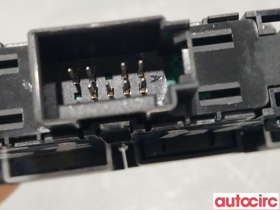 Bryter Antispinn til VW Passat 2015-2019 (Fase 1) (B8) (B8) (VOLKSWAGEN|3G0927137AA)