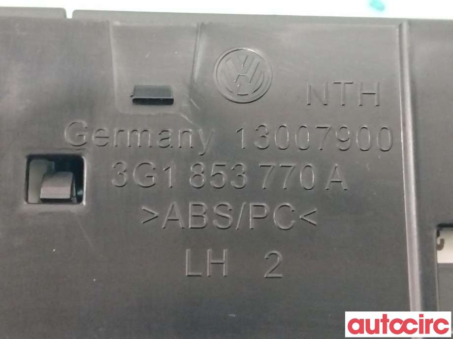 Bryter nødblink til VW Passat 2015-2019 (Fase 1) (B8) (B8) (VOLKSWAGEN|3G0927132A|3G1853770A)