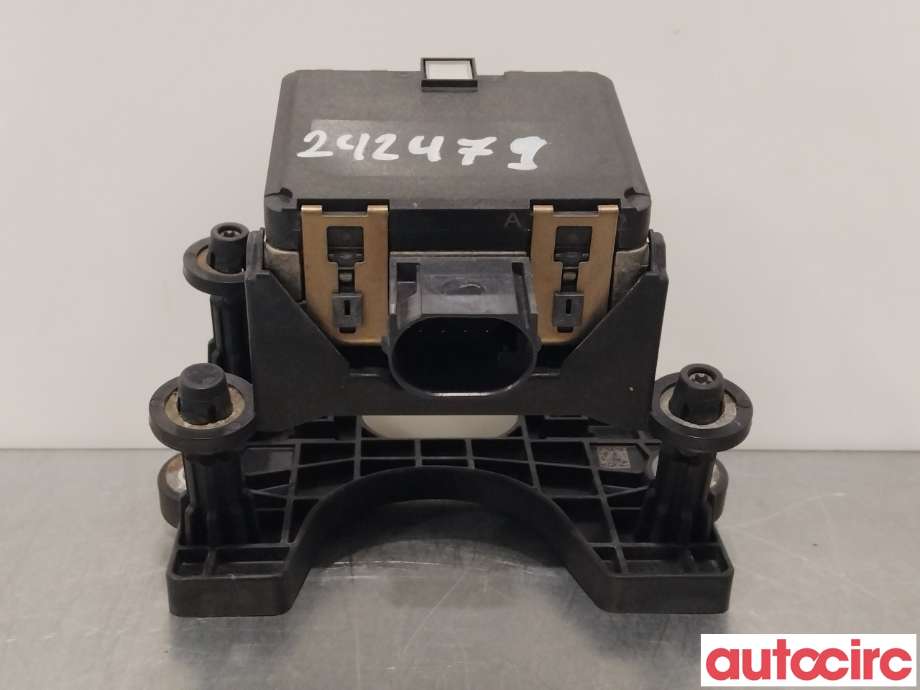 Sensor radar til VW Passat, 2015-2019 (Fase 1) (B8) (B8) (VOLKSWAGEN|3Q0907561C)