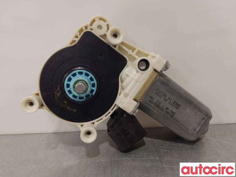 Ruteheis høyre bak til BMW X3 2010-2017 (F25) (F25) (BMW|67627322748||7322748)